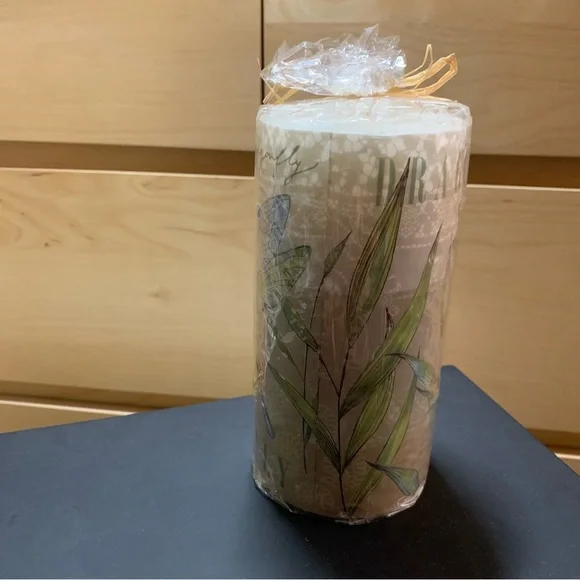 Candle - Picture 4 of 5